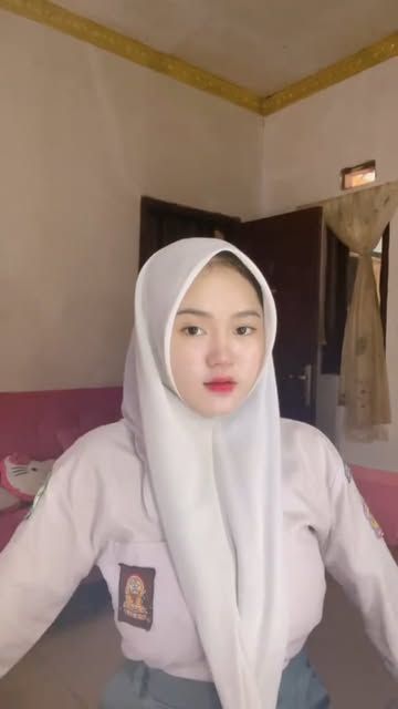 Terbaru Viral Video Hijab Video ABG SMA Indo Aqilla Kacamata Pink Atas Bawah Imut Tutorial Wiwik Top 10 Trending Global Indonesia 2025